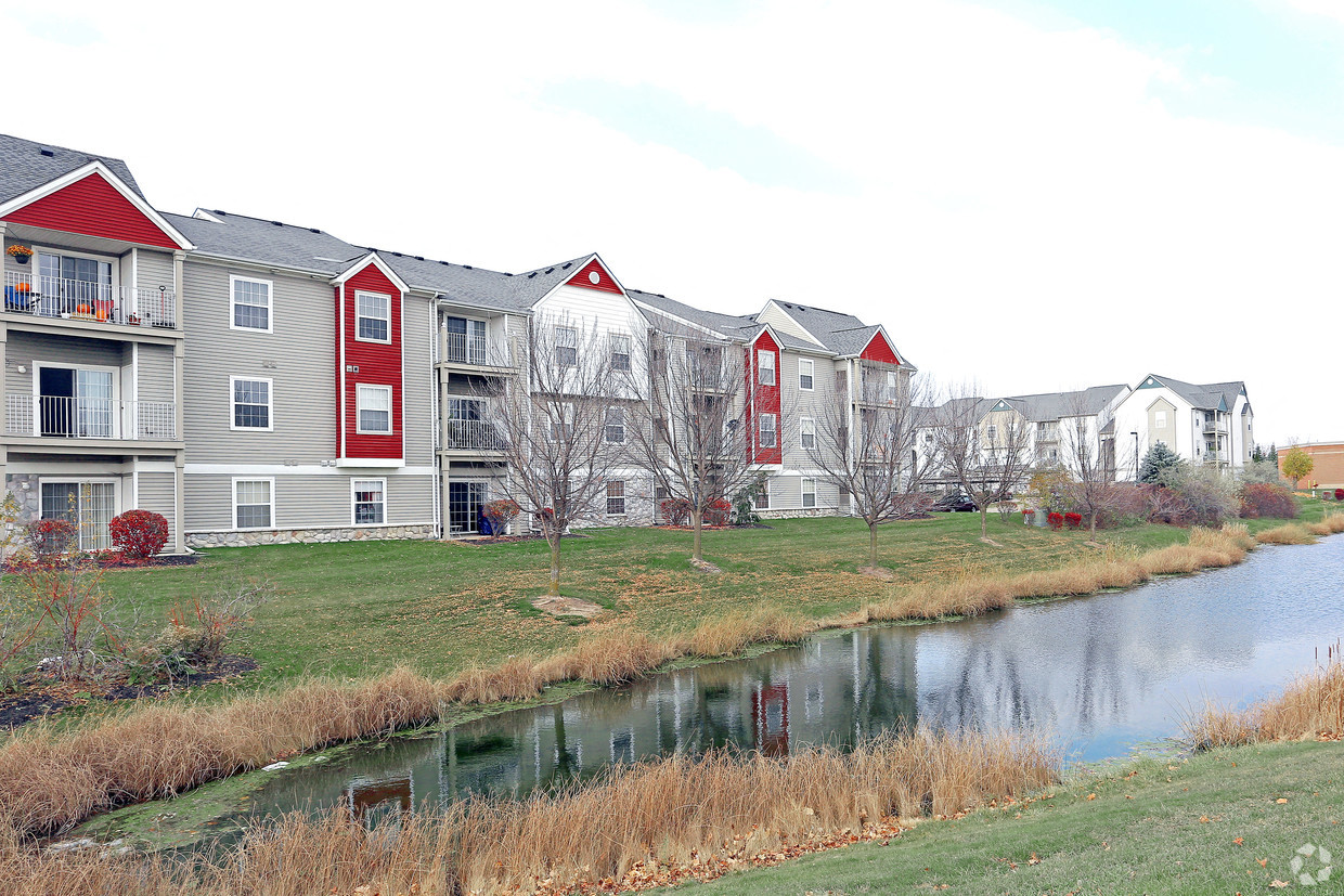 Fairfield Condo Association Apartments in Fenton, MI RENTCafe